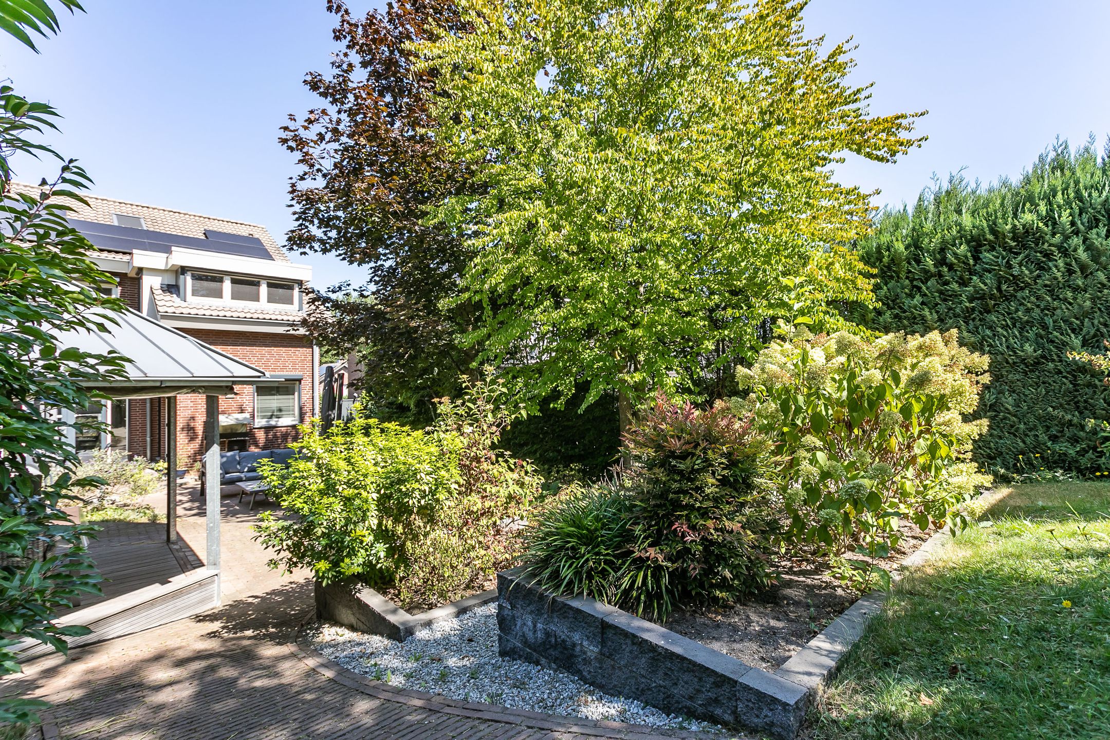 Foto 42 van Voorsterstraat 61