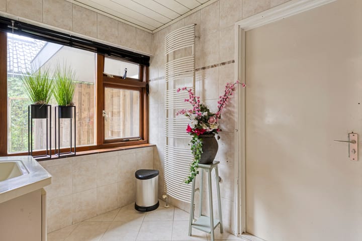 Vrijstaande woning te koop: Broekhuizenstraat 25, Terschuur