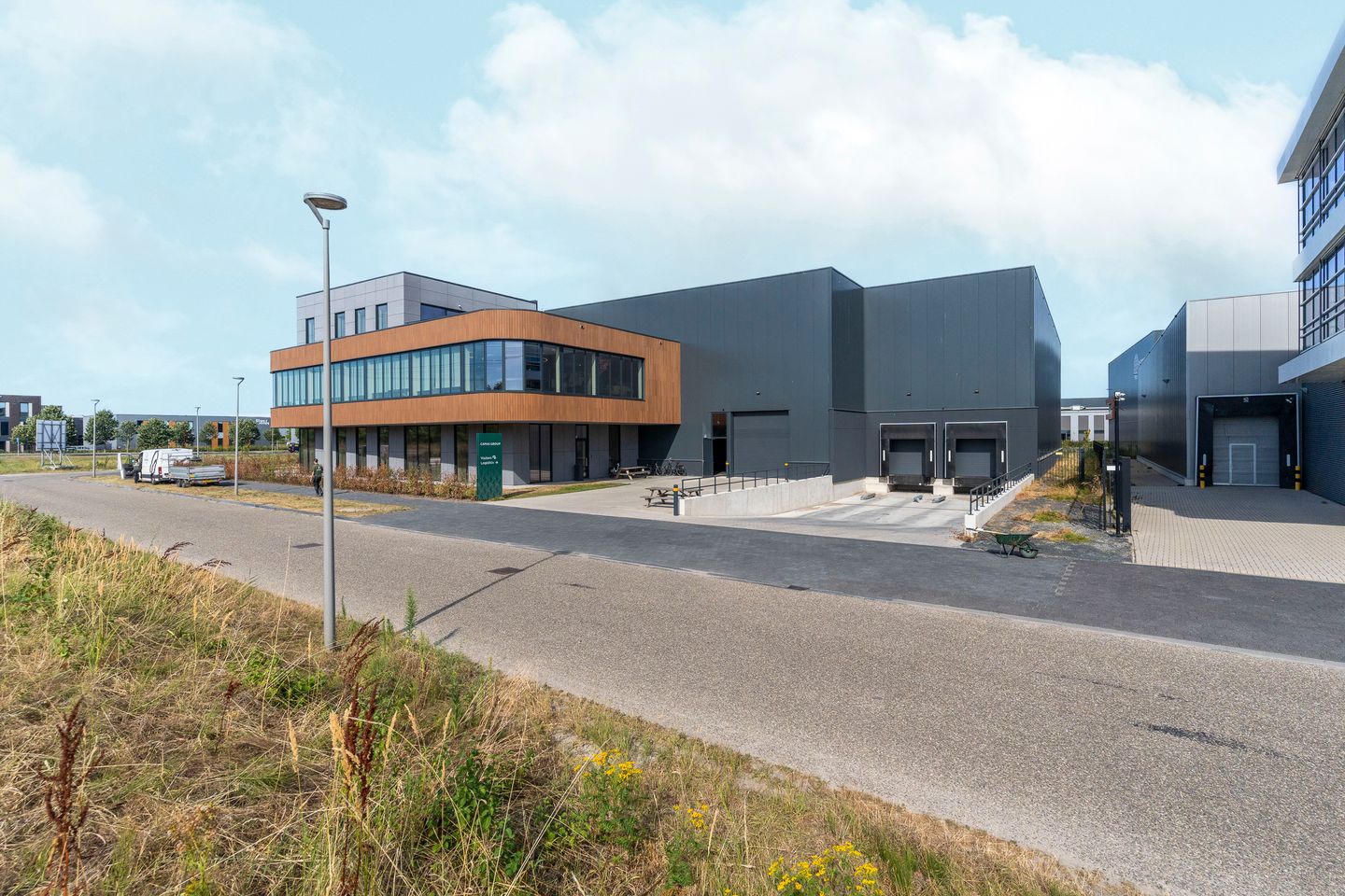 Bekijk foto 1 van Kwikzilverstraat 19