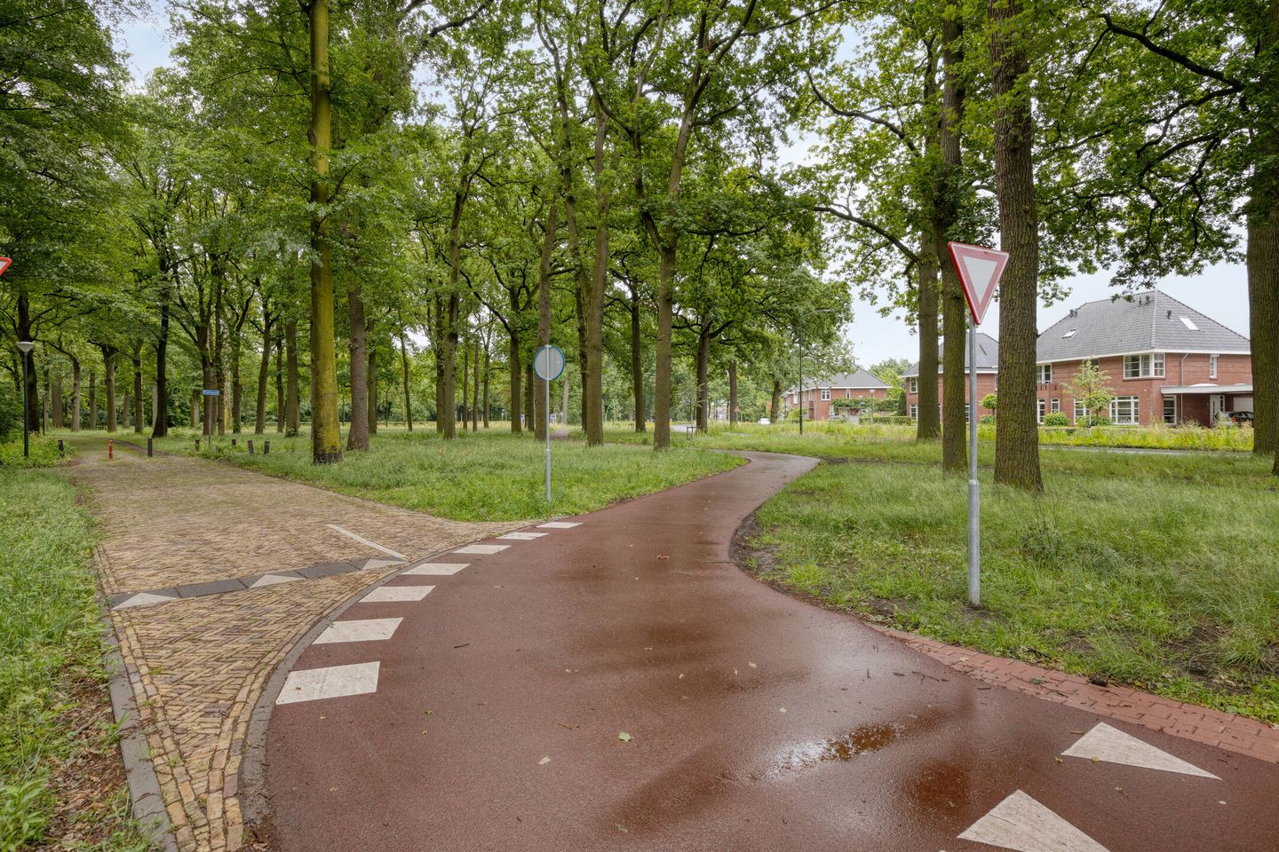Photo 50 of Brugstraat 2
