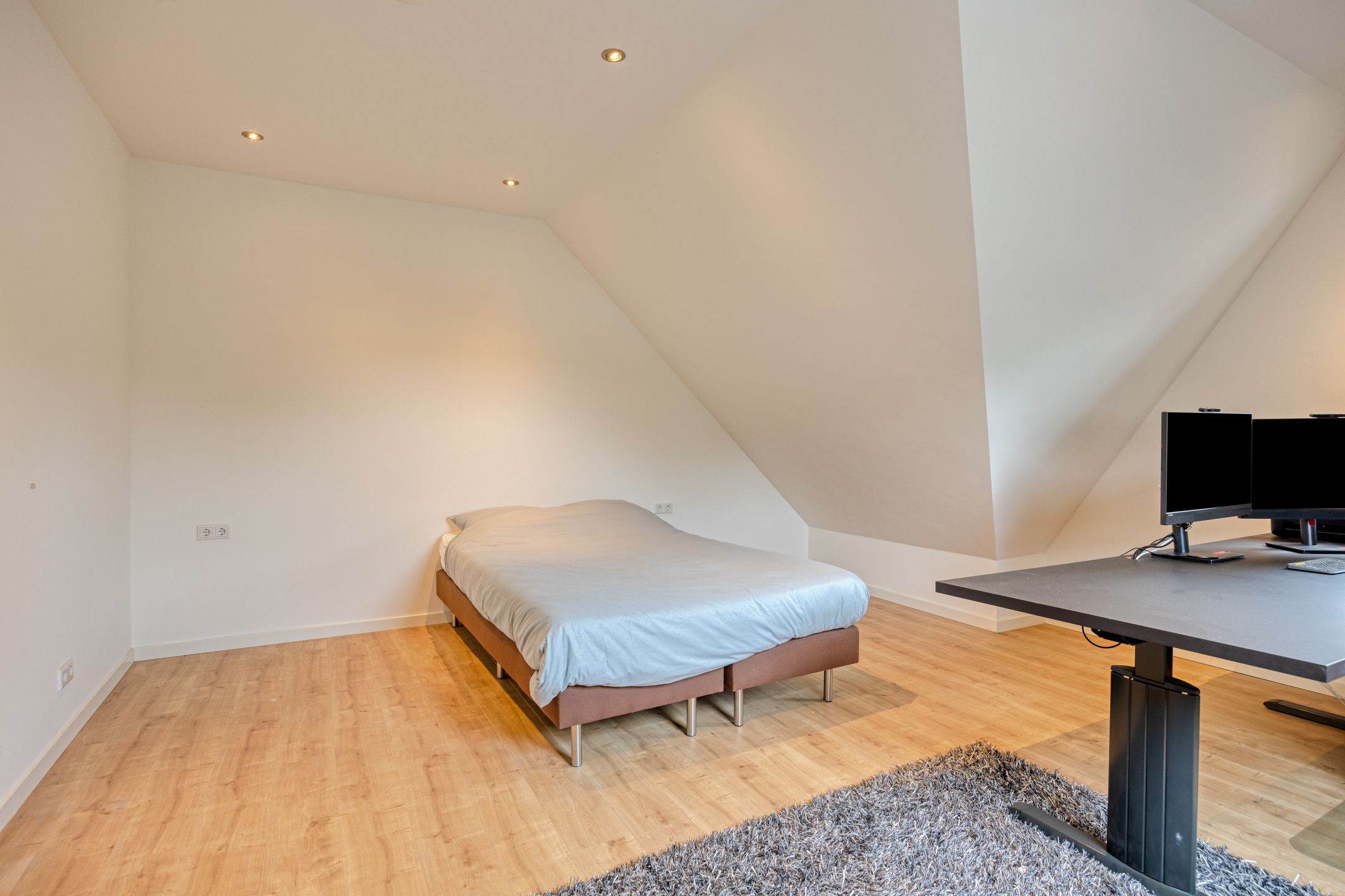 Photo 45 of Brugstraat 2