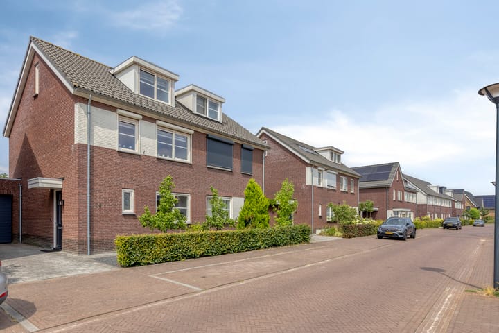Foto 4 van Tongelreep 24