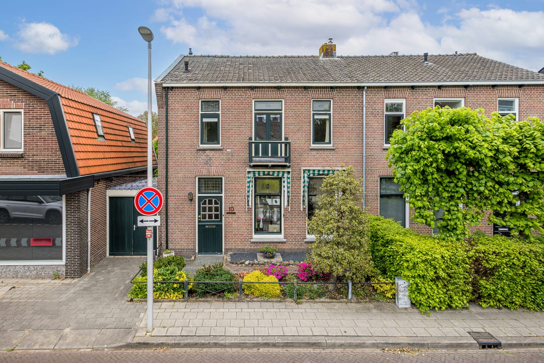Photo 1 of Stationsstraat 10