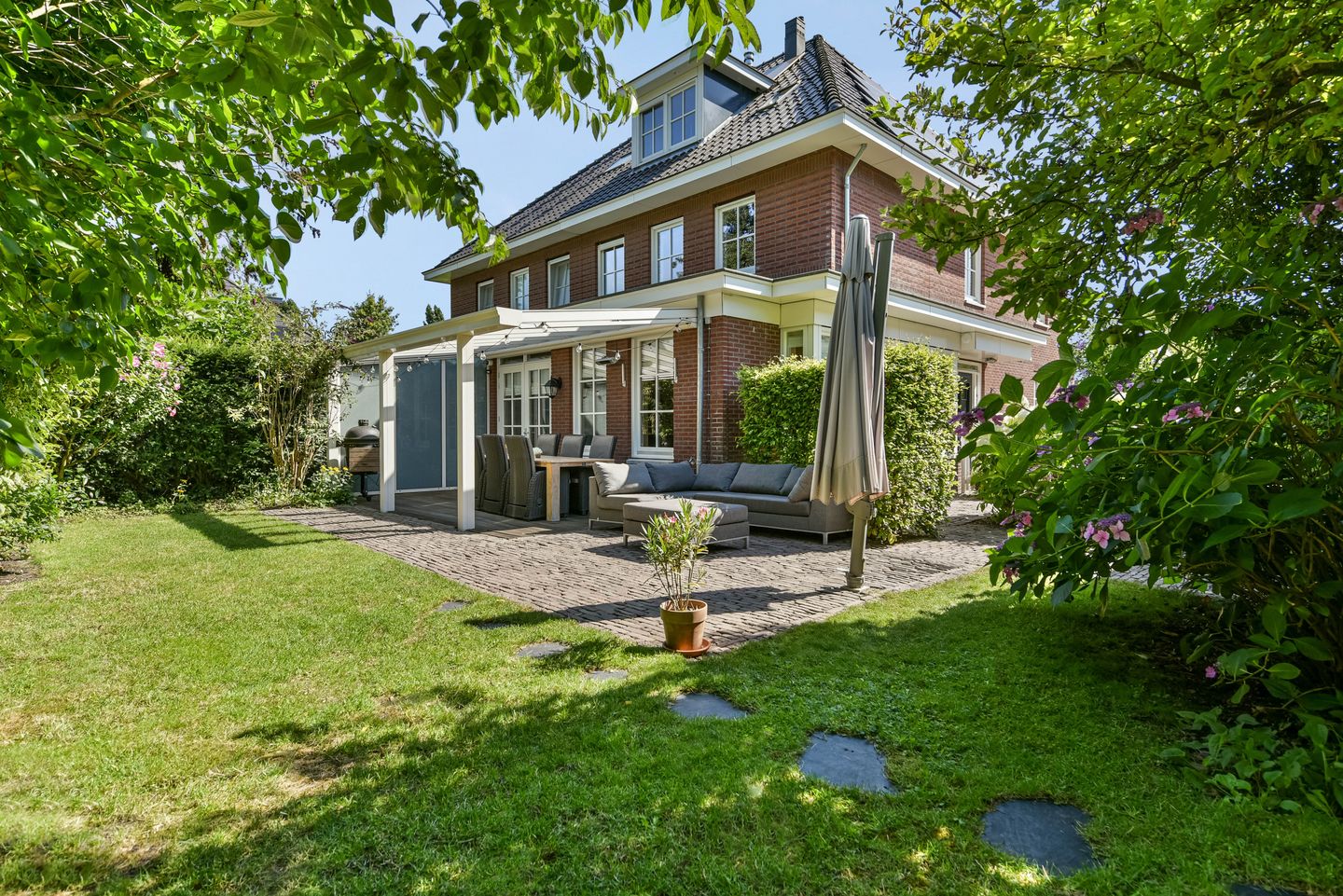 Foto 44 van Laakboulevard 320