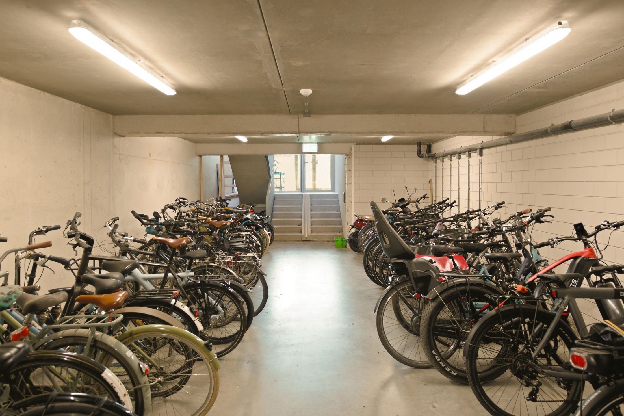 Photo 27 of Tip Maruggstraat 8-A
