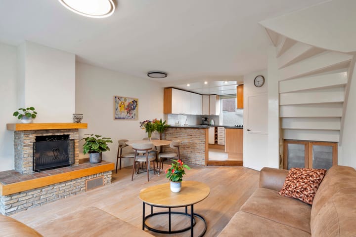 Tussenwoning te koop: Tuinstraat 6, Maassluis