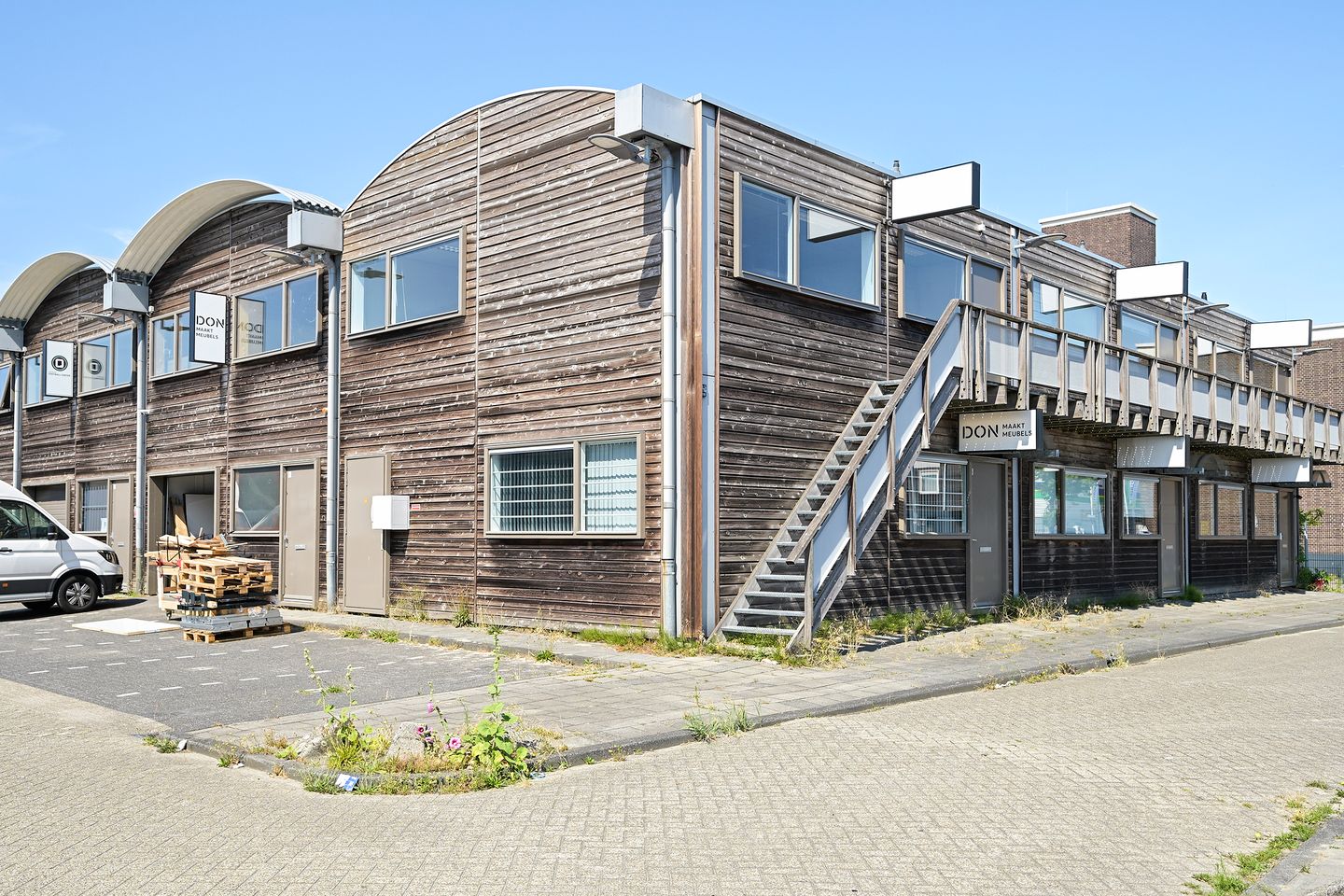 Bekijk foto 1 van Industrieweg 61