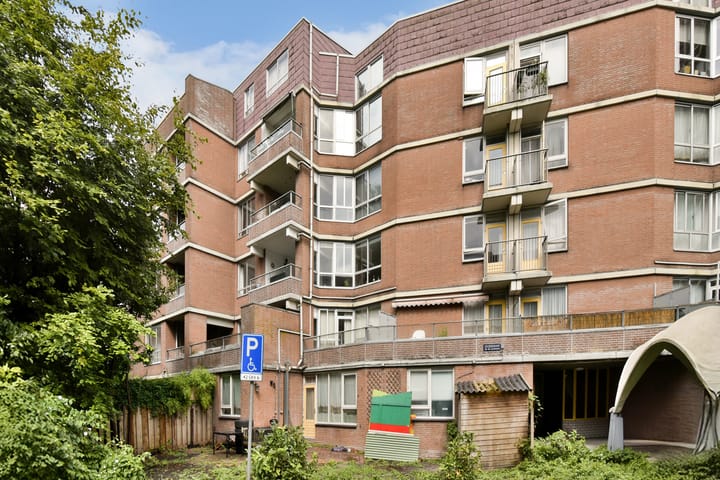 Appartement te koop: Leusdenhof 255, Amsterdam