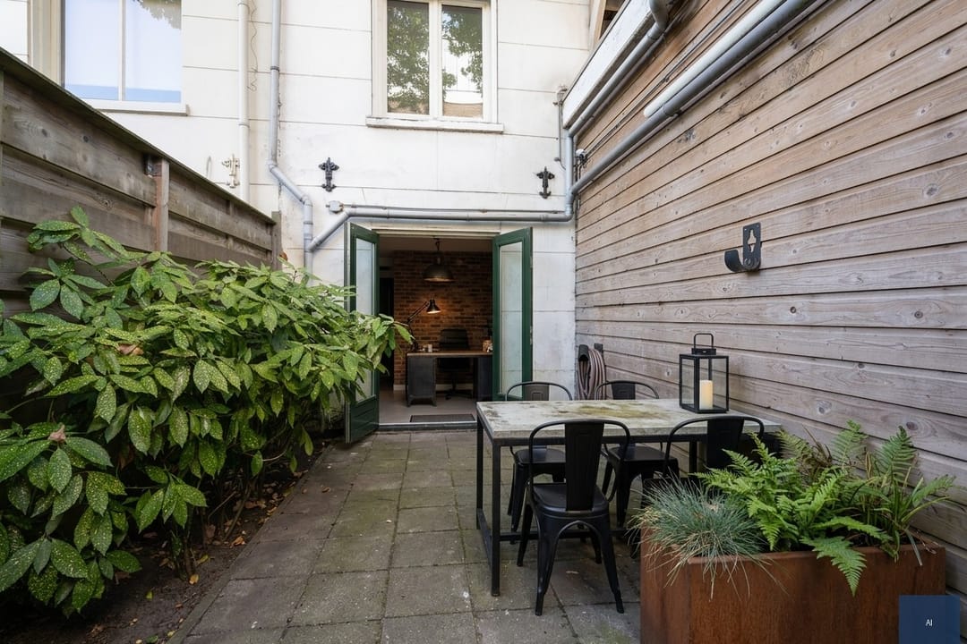 Foto 41 van Linnaeusstraat 6