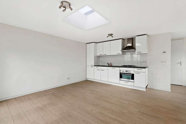 Foto 4 van Naarderstraat 39-A