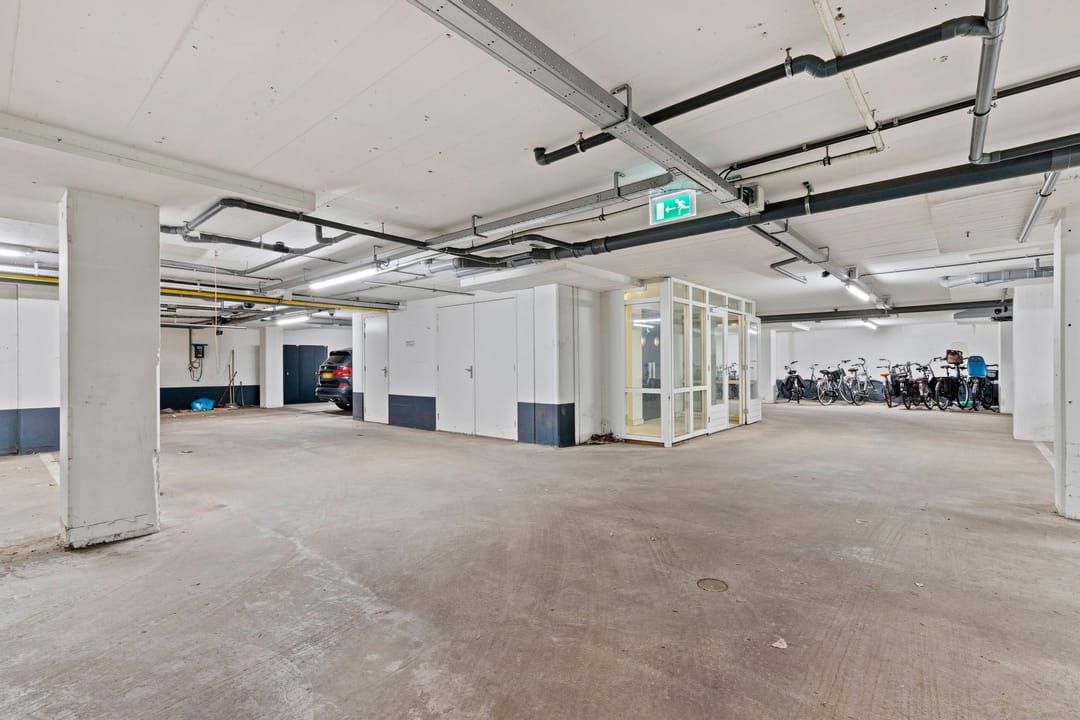 Foto 17 van Naarderstraat 39-A