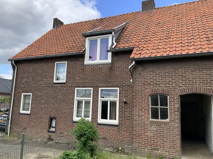 Photo 4 of Neerbeekerstraat 45