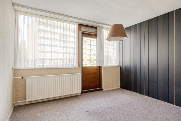 Tussenwoning te koop: Calandstraat 22, Breda