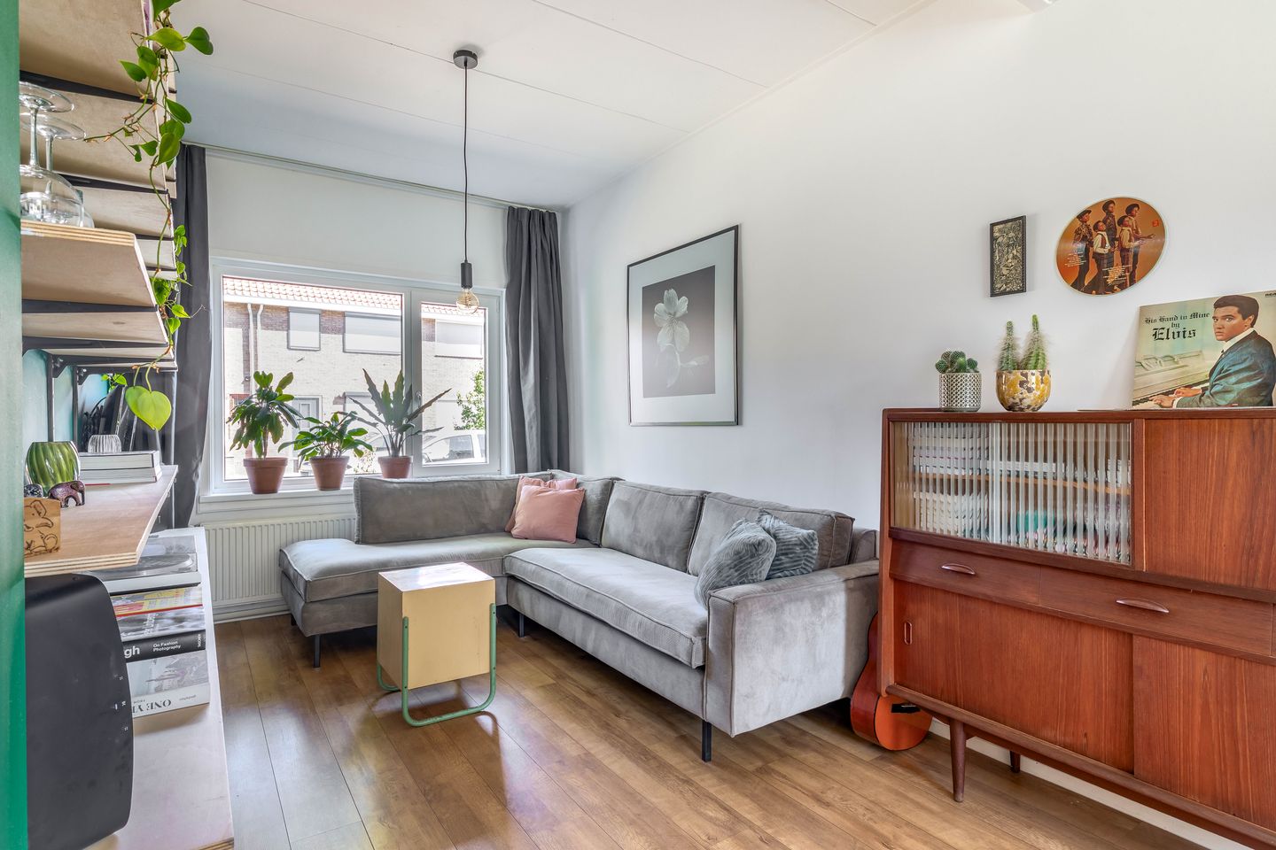 Photo 10 of Bergen op Zoomstraat 43