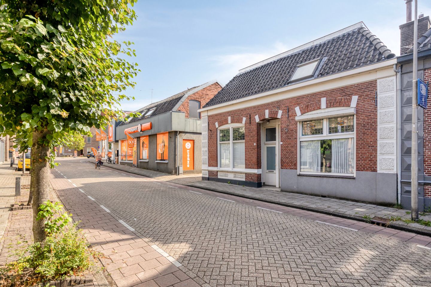 Photo 35 of Grotestraat 13