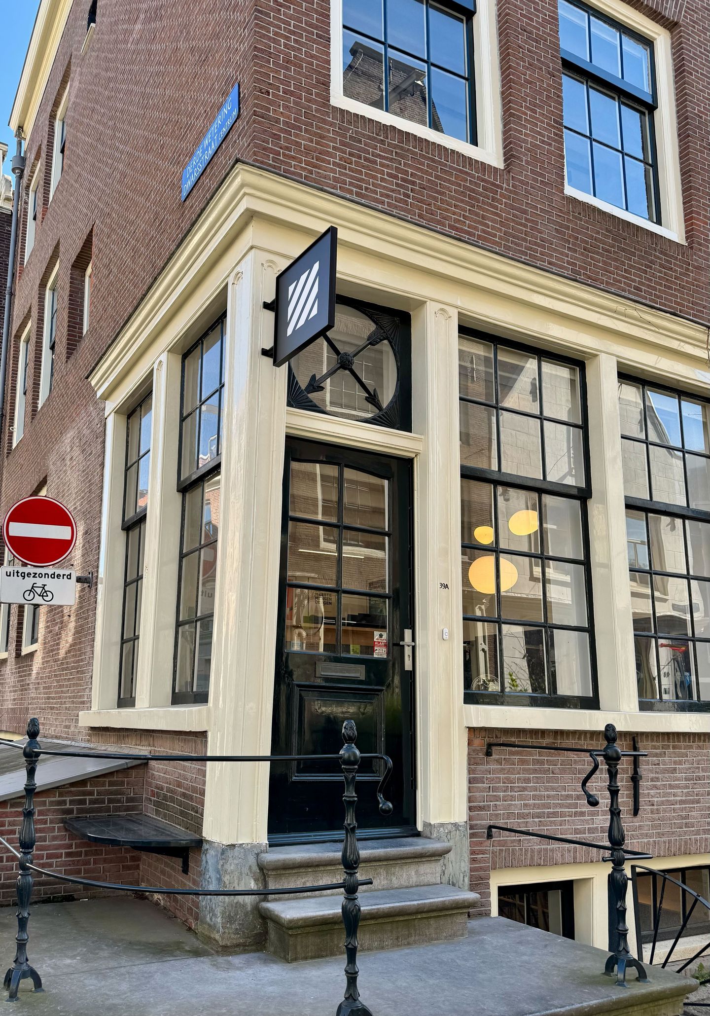 View photo 1 of Weteringstraat 39-A