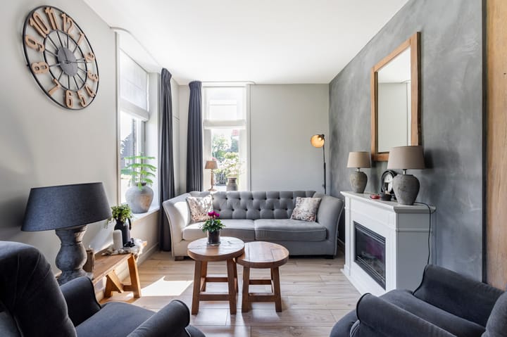 Twee-onder-één-kap te koop: Leerbroekseweg 21, Leerbroek