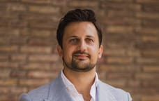 Thibauld van den Heuvel - Director