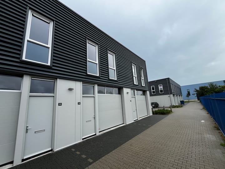 Pascallaan 24-P, Lelystad