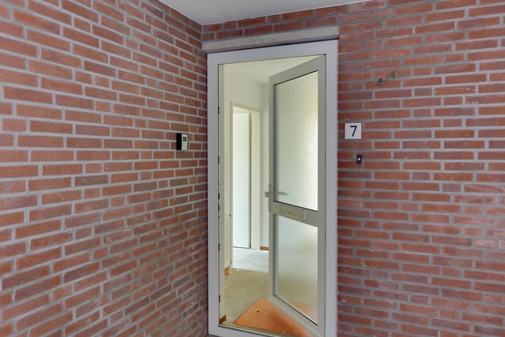 Foto 2 van Linnenwever 7
