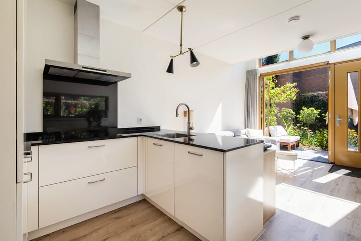 Hoekwoning te koop: Silenestraat 15K, Hilversum