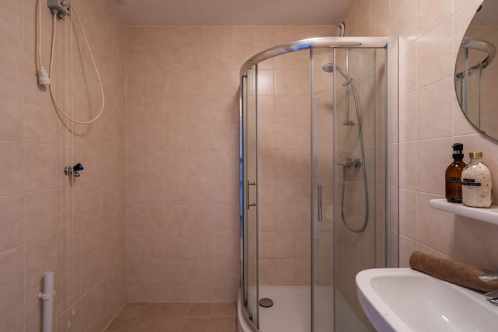 Appartement te koop: Joliotplaats 496, Rotterdam