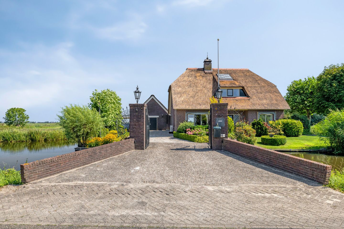 Photo 5 of Hoofdweg 102