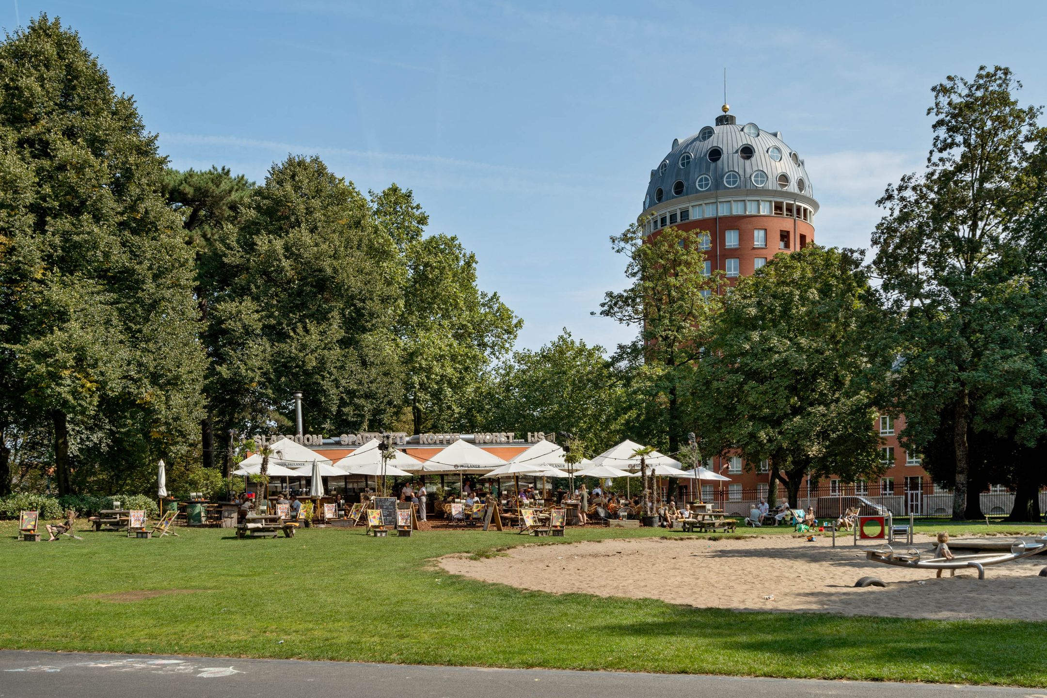 Foto 45 van Meerten Verhoffstraat 10-D23