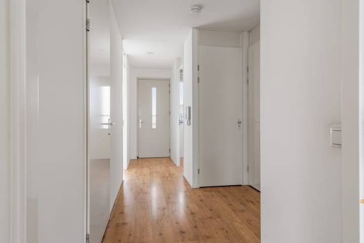 Appartement te koop: Meerten Verhoffstraat 10D23, Breda
