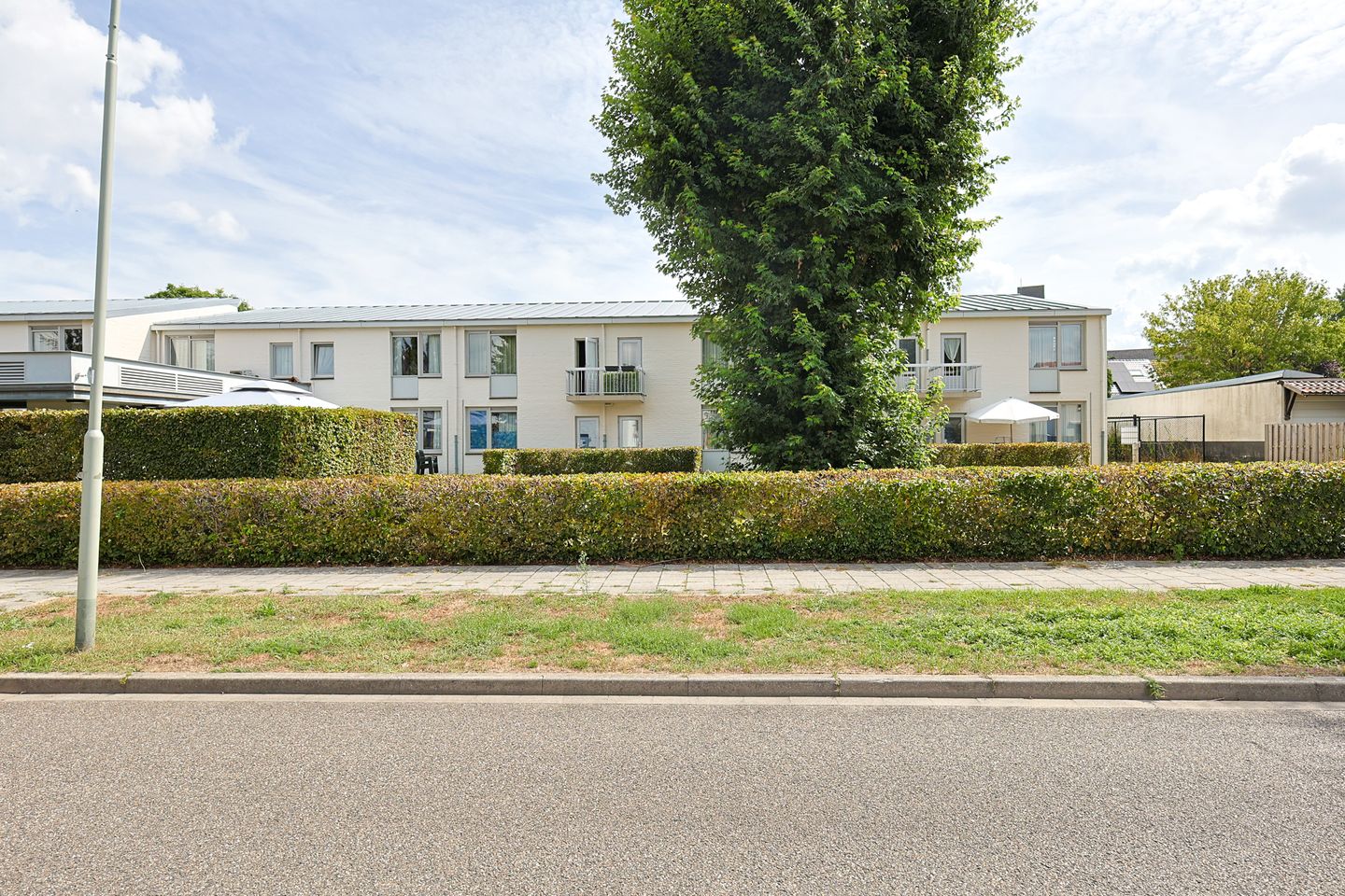 View photo 3 of Lieve Vrouwestraat 1-39