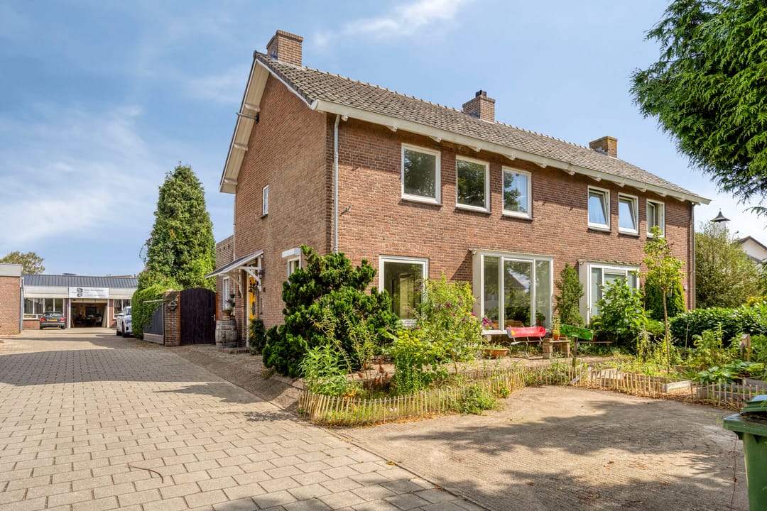 Photo 7 of Hoofdstraat 48