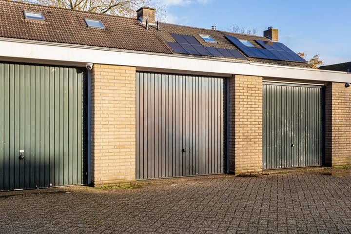 Tussenwoning te koop: Henri Dunantlaan 27, Nieuwegein