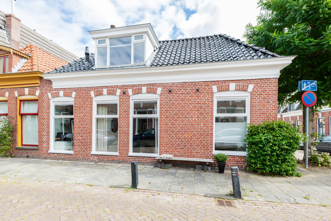 Photo 32 of Baanstraat 43