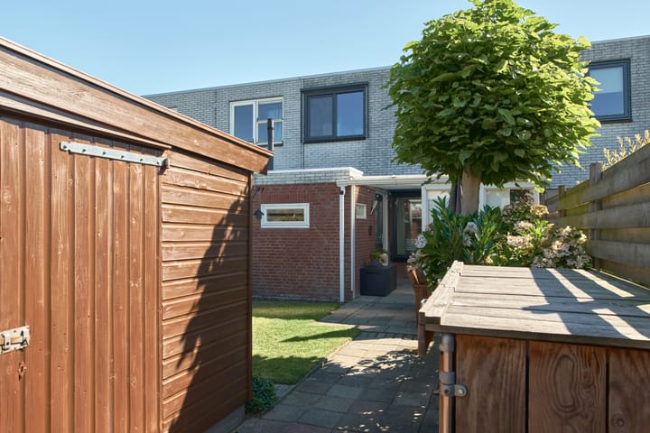 Tussenwoning te koop: Sint Jansberg 16, Drachten