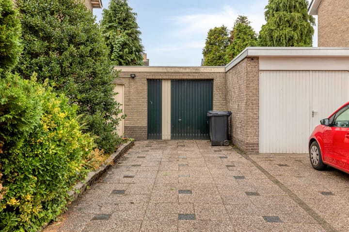 Foto 4 van Alberdingk Thijmstraat 12