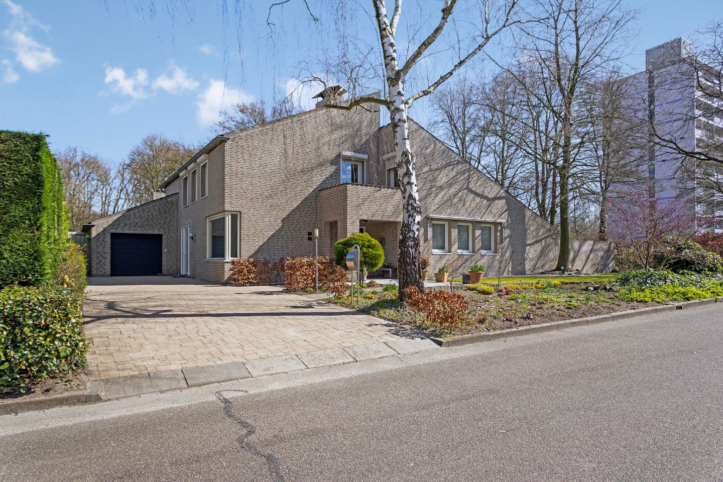 Photo 5 of Van Houtenstraat 39