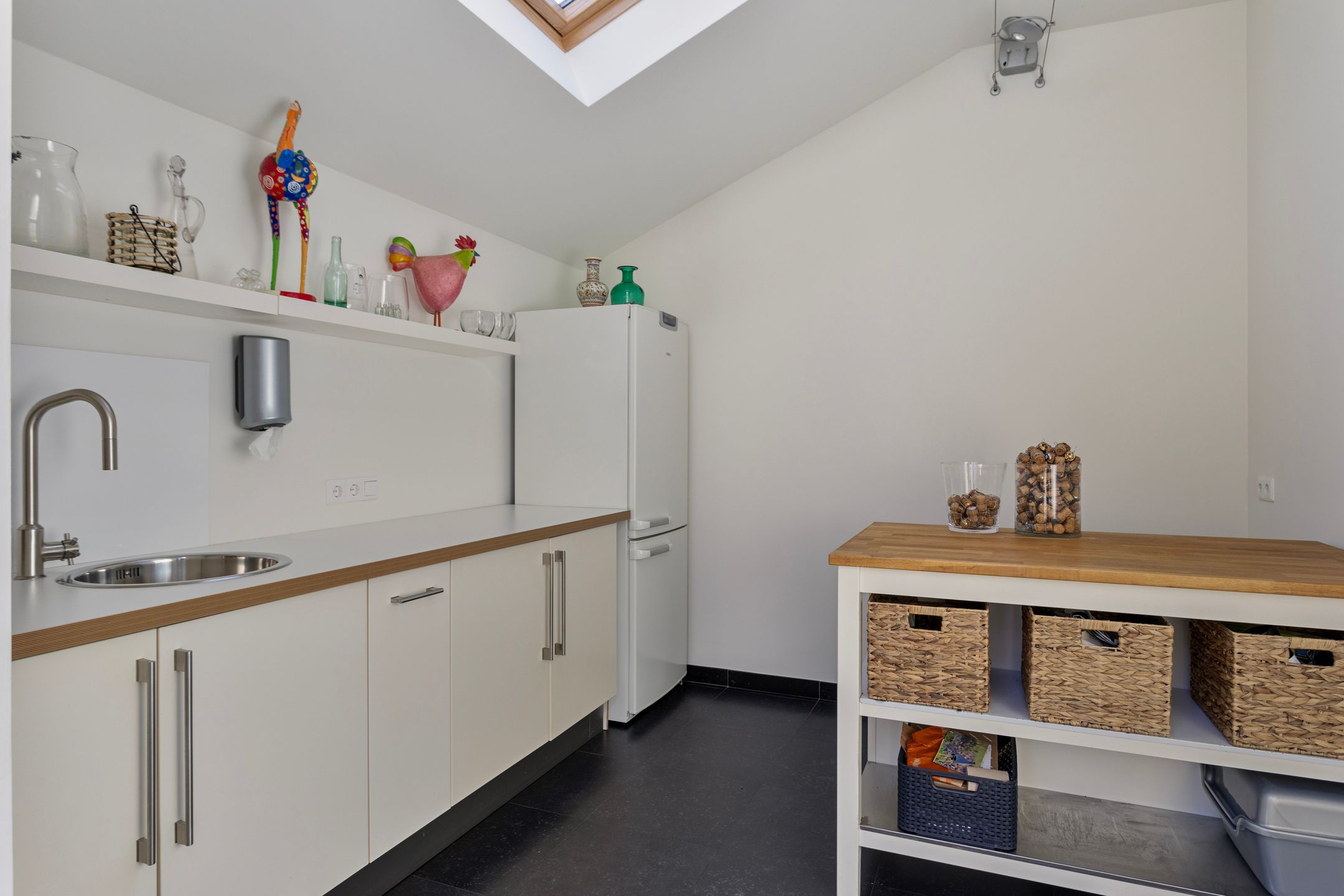 Photo 18 of Van Houtenstraat 39