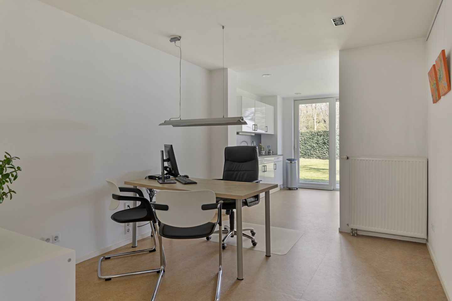 Photo 50 of Van Houtenstraat 39