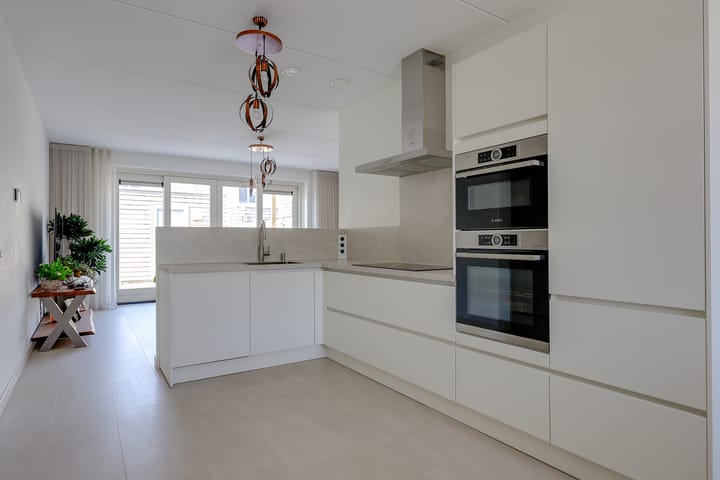 Photo 3 of Jacques Lebrunstraat 30