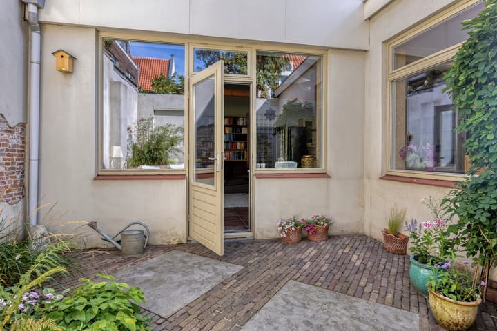 Appartement te koop: Hoefstraat 48, Leiden