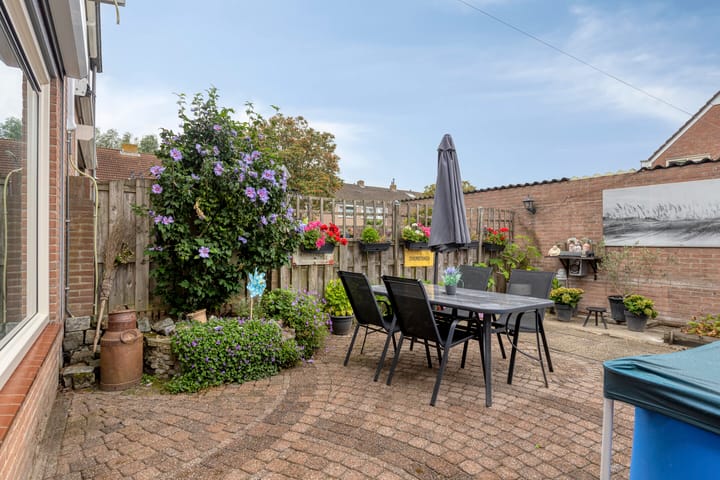 Tussenwoning te koop: Marehoekstraat 58, Oud-Vossemeer