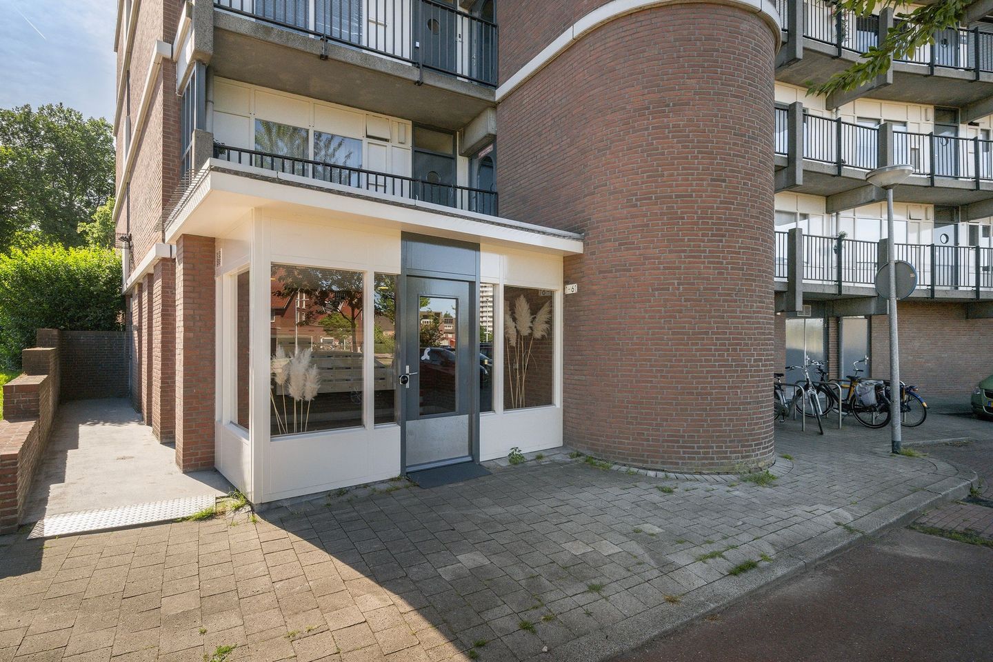 Photo 19 of Veeartsweg 13