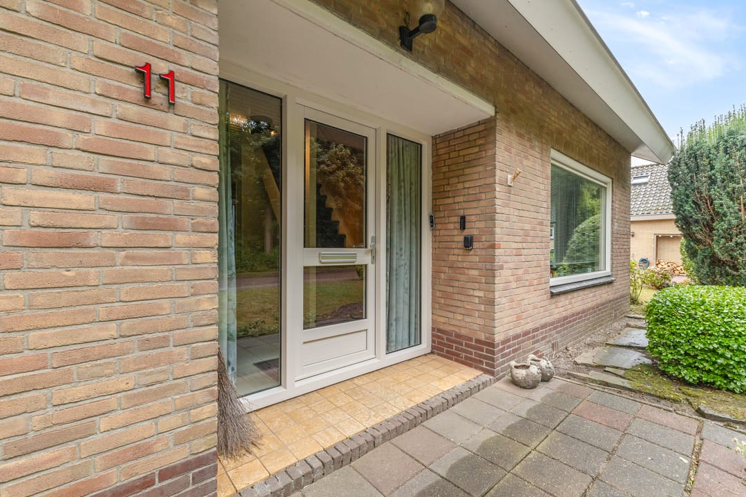 Photo 7 of Helfrichlaan 11