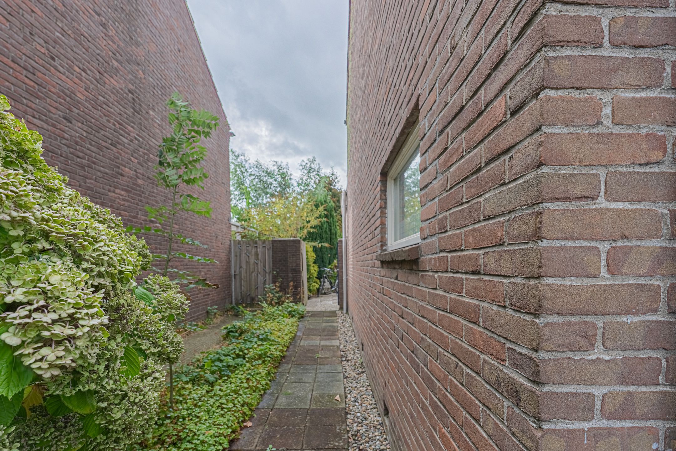 Photo 36 of Raadhuisstraat 10