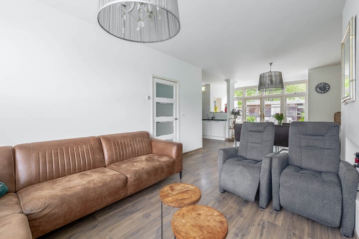 Tussenwoning te koop: Hoogaars 49, Brielle