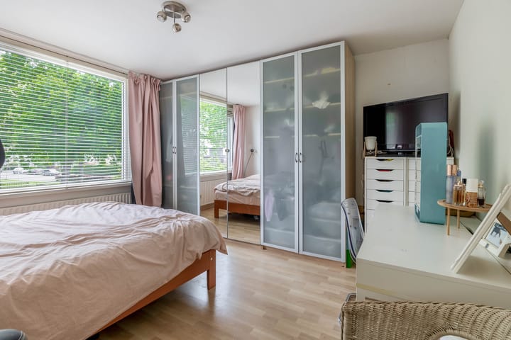 Tussenwoning te koop: Hoogaars 49, Brielle