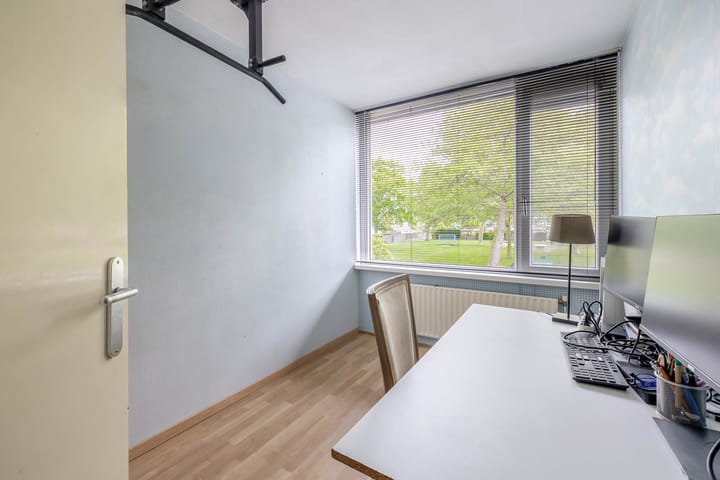 Tussenwoning te koop: Hoogaars 49, Brielle