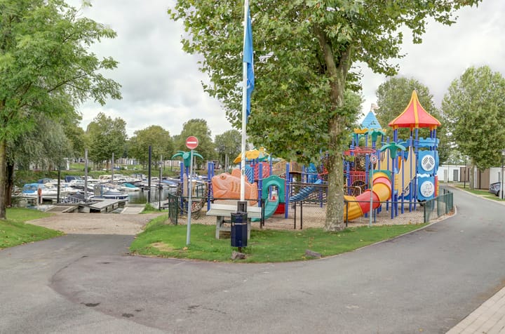 Vrijstaande woning te koop: Rijnbandijk 36-65, Maurik