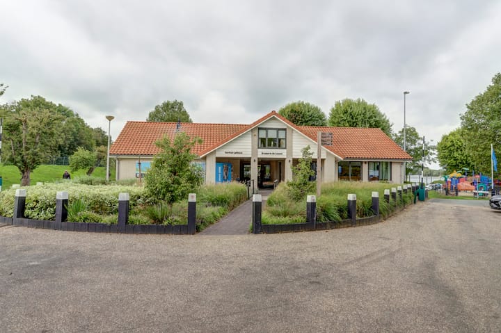 Vrijstaande woning te koop: Rijnbandijk 36-65, Maurik