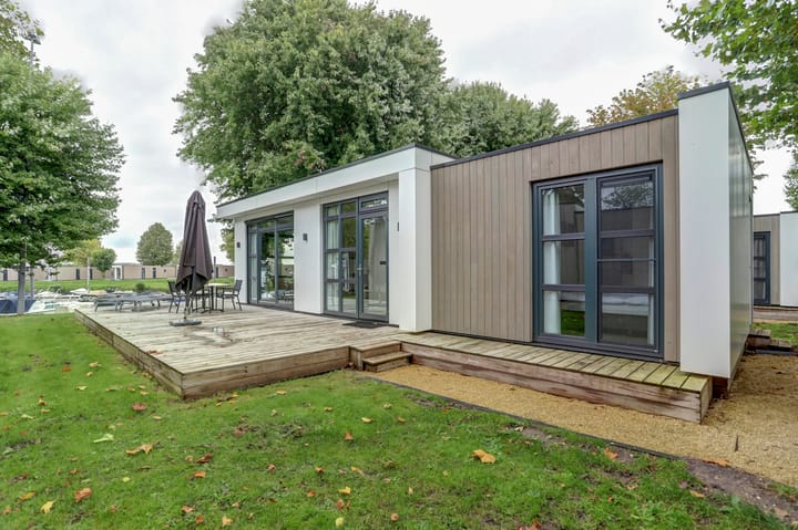 Vrijstaande woning te koop: Rijnbandijk 36-65, Maurik